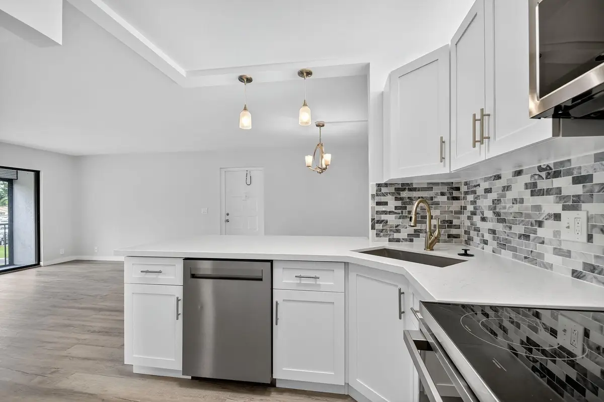 811 Sky Pine Way #D2, Greenacres, FL 33415 - Image #1