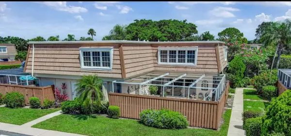 11554 Winchester Drive, Palm Beach Gardens, FL 33410