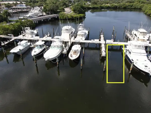 3232 Casseekey Island Road, Jupiter, FL 33477