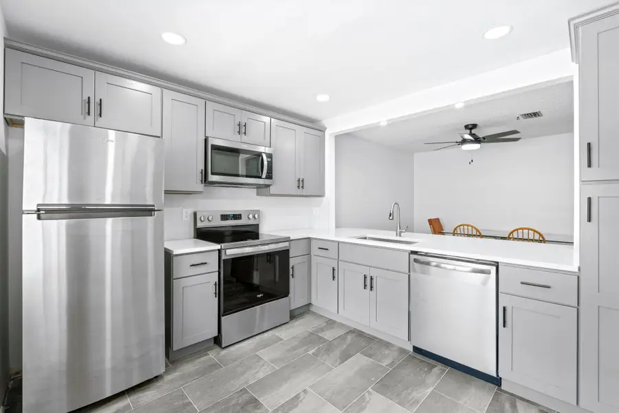 312 Lake Helen Drive, West Palm Beach, FL 33411 - Image #3