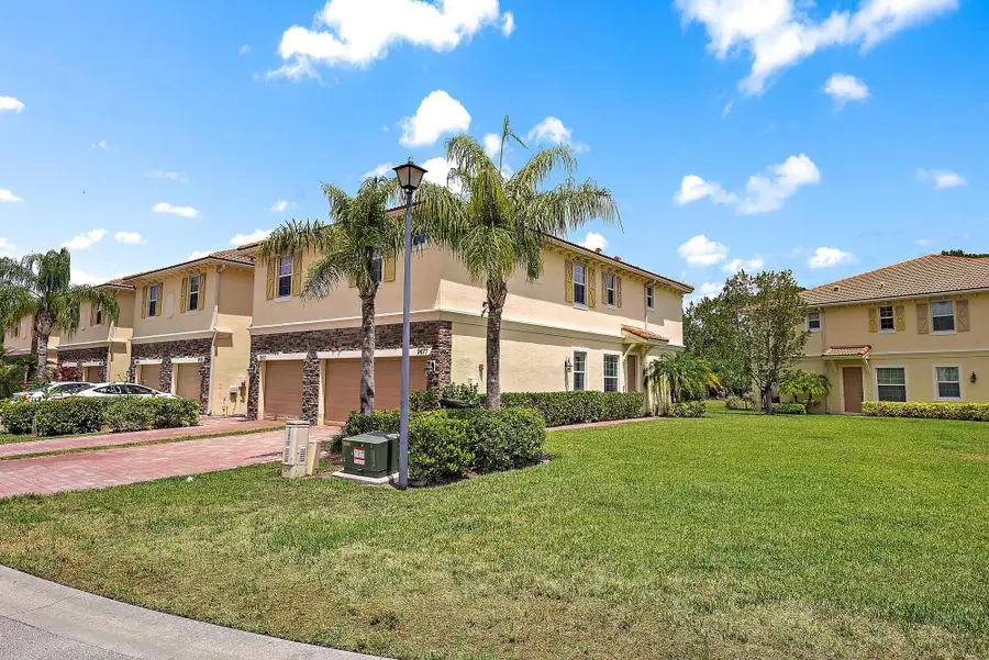 9677 Sw Purple Martin Way, Stuart, FL 34997 - Image #2