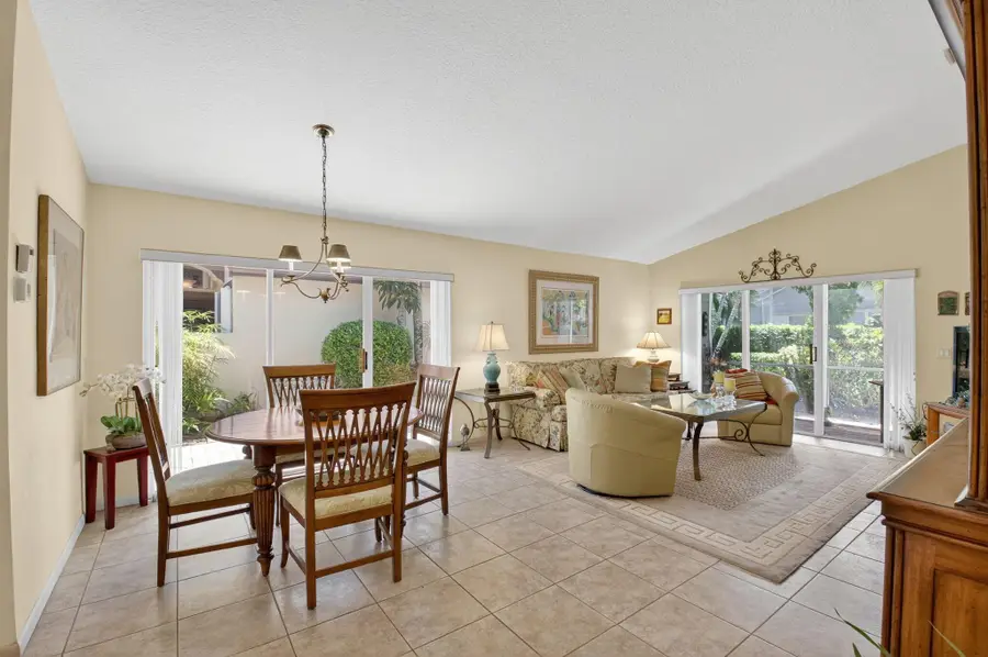 11563 Colonnade Drive, Boynton Beach, FL 33437 - Image #3
