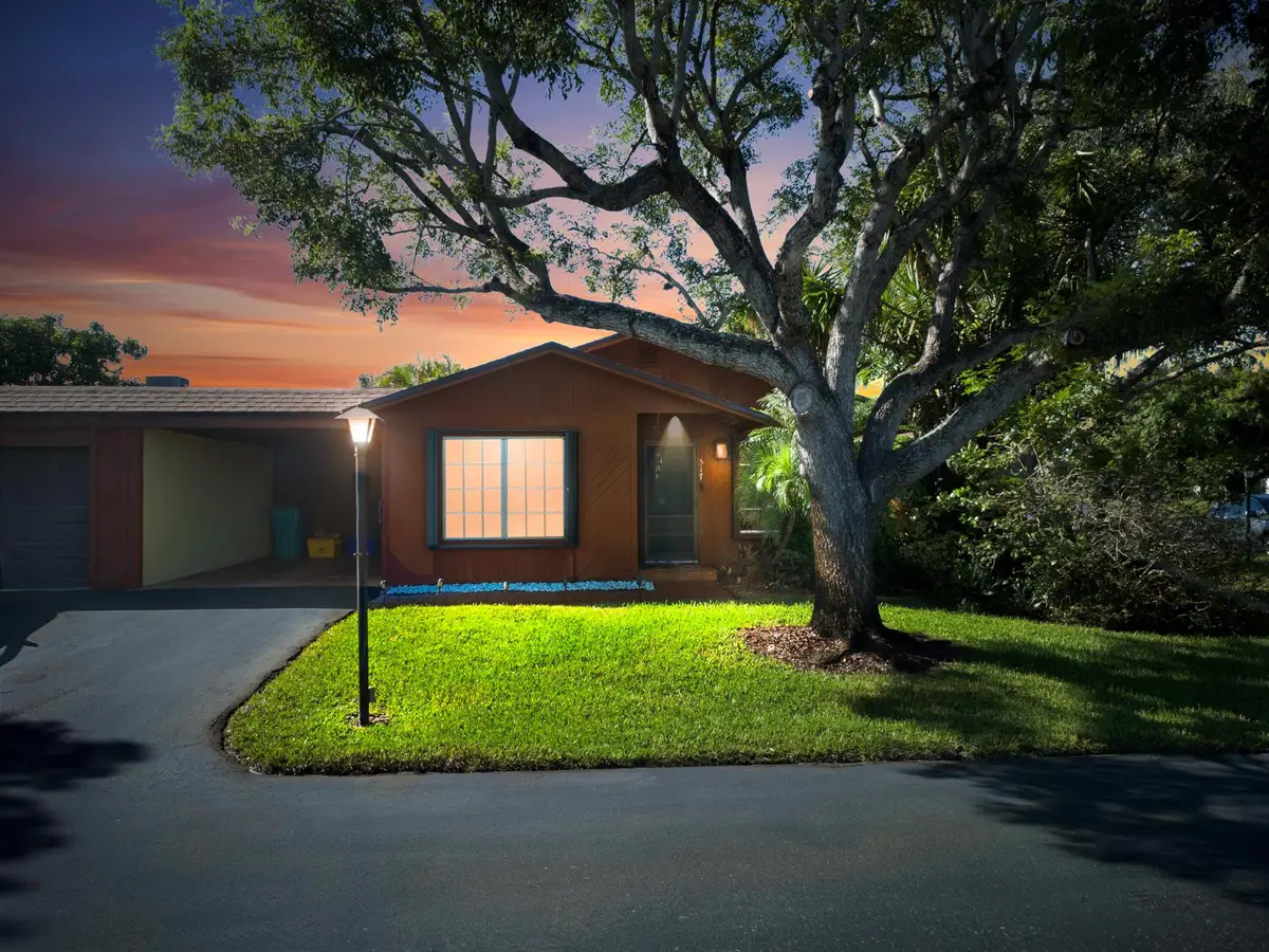 517 SE 27th Terrace, Boynton Beach, FL 33435 - Image #1