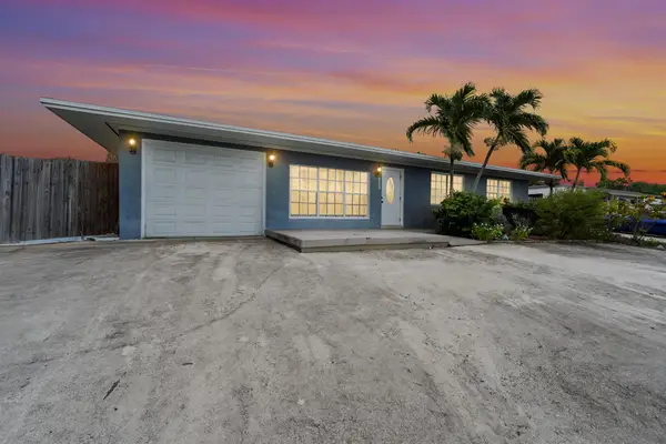 808 Wright Drive, Lake Worth Beach, FL 33461