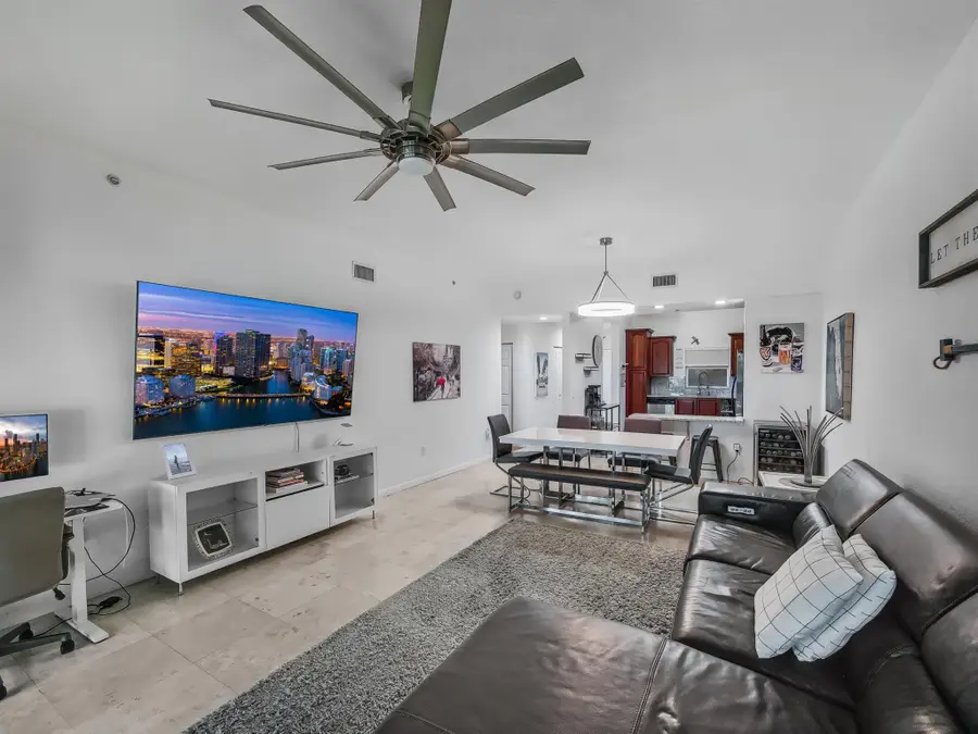 1610 Presidential Way #B-207, West Palm Beach, FL 33401 - Image #2