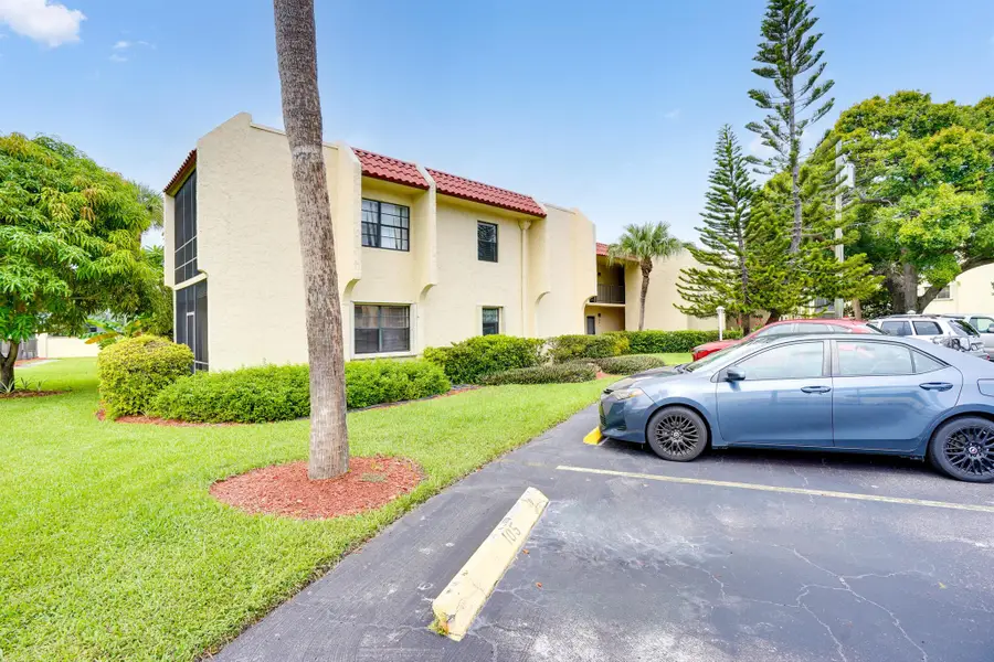 2050 Oleander Boulevard #4-106, Fort Pierce, FL 34950 - Image #3