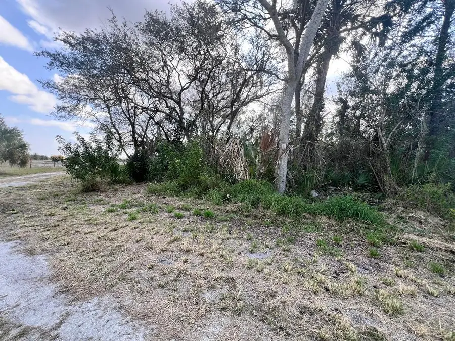 4108 Sebring Lakes Boulevard, Sebring, FL 33875 - Image #2