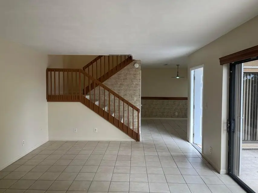 4803 Waterview Circle, Palm Springs, FL 33461 - Image #2