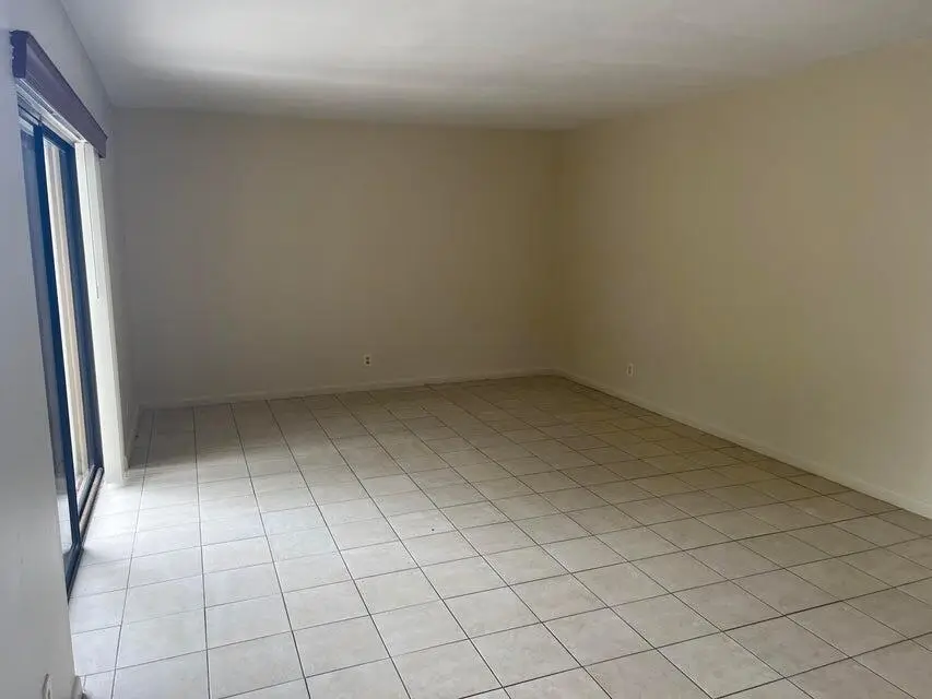 4803 Waterview Circle, Palm Springs, FL 33461 - Image #3