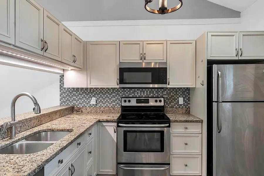 416 Buttonwood Place, Boca Raton, FL 33431 - Image #3