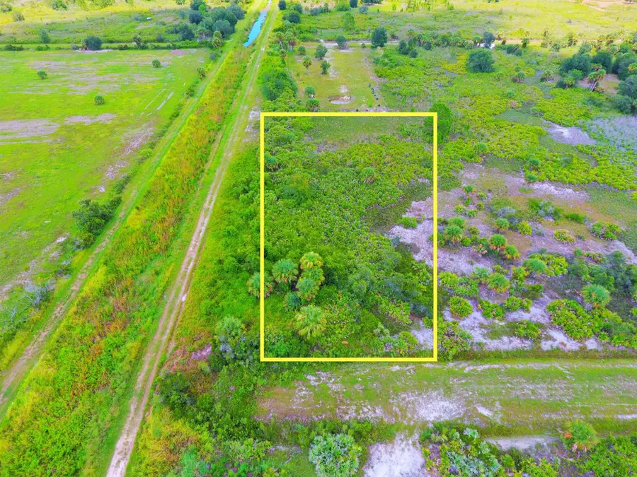 21591 NW 282nd Street, Okeechobee, FL 34972 - Image #2