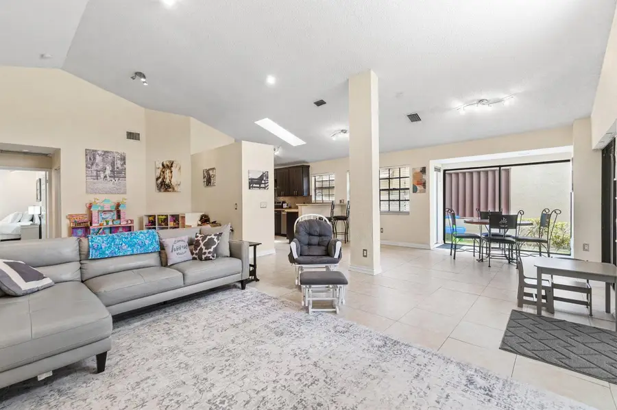 6932 Bitterbush Place, Boynton Beach, FL 33472 - Image #3