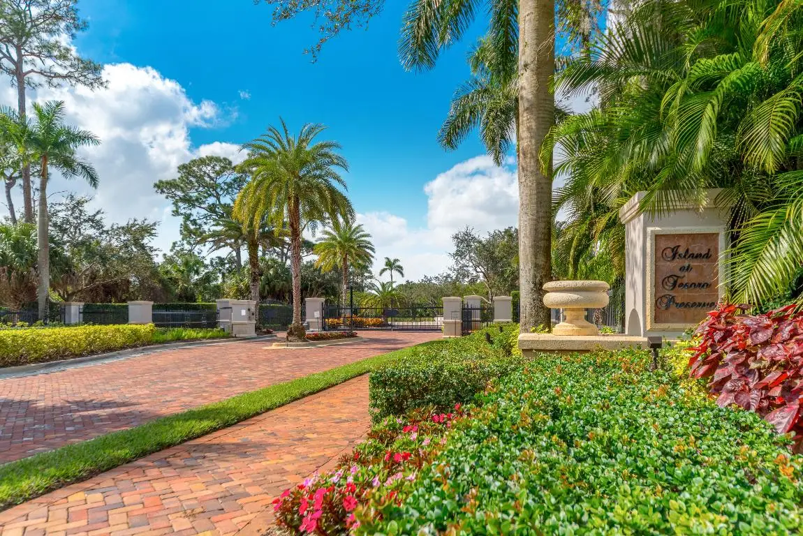 146 SE Fiore Bello, Port Saint Lucie, FL 34952 - #1