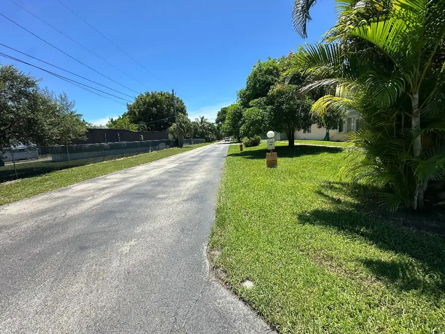 1799 Fairview Villas Drive #1, Palm Springs, FL 33406 - Image #3