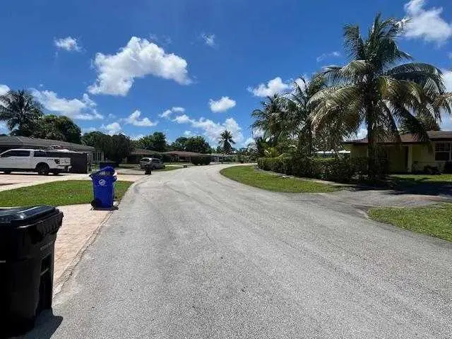 330 Long Island Avenue, Fort Lauderdale, FL 33312 - Image #3