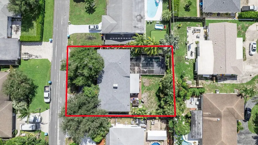 116 SE 28th Avenue, Boynton Beach, FL 33435 - #2