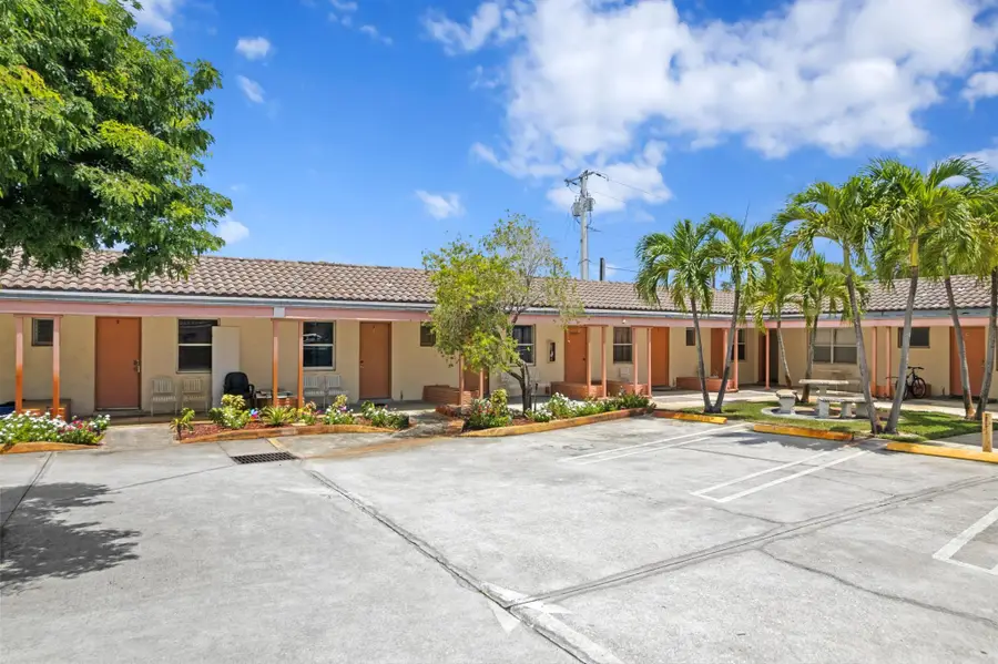 7800 S Dixie Highway, West Palm Beach, FL 33405 - Image #3