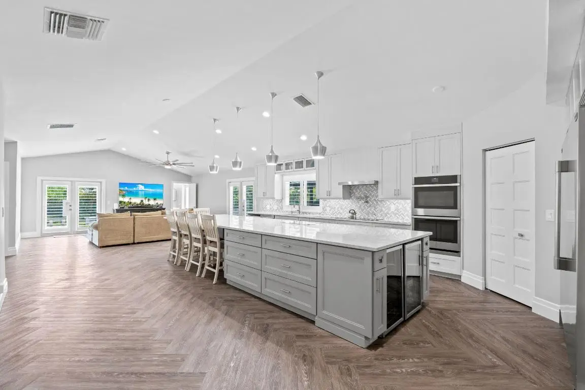 21059 Sweetwater Lane N, Boca Raton, FL 33428 - Image #1