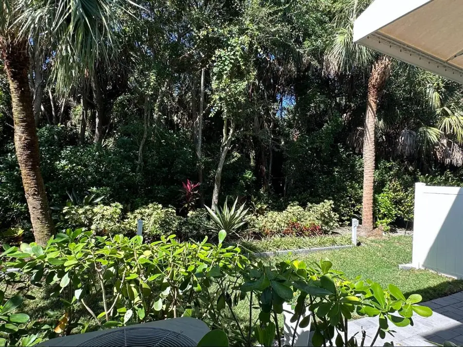 11425 Pointe Midtown Drive, Palm Beach Gardens, FL 33418 - Image #2