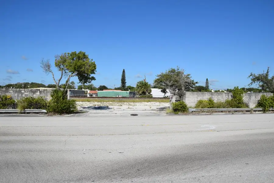 1666 N Old Dixie Highway, Jupiter, FL 33469 - #2