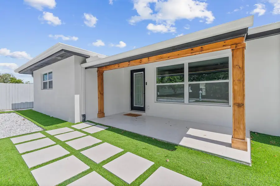 12994 SE Papaya Street, Hobe Sound, FL 33455 - Image #3