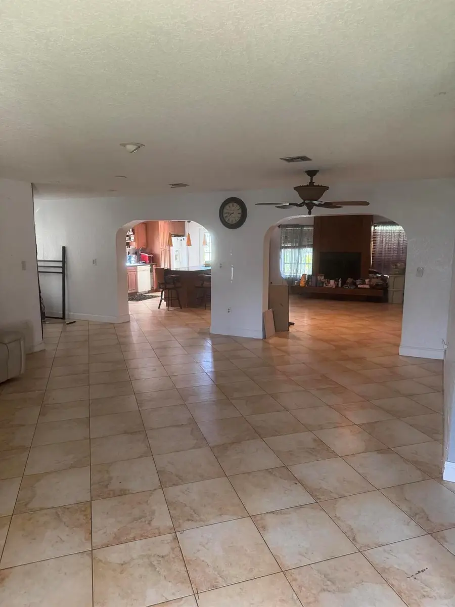 6621 Boxwood Drive, Miramar, FL 33023 - Image #3