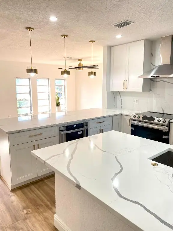 4320 NW 107th Avenue, Coral Springs, FL 33065 - Image #1