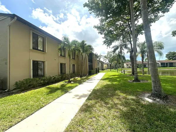 713 Sunny Pine Way #G1, Greenacres, FL 33415