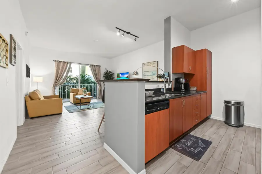 804 E Windward Way #122, Lantana, FL 33462 - Image #3