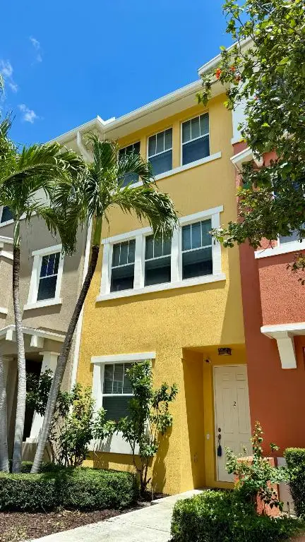 1740 San Benito Way #2, West Palm Beach, FL 33401