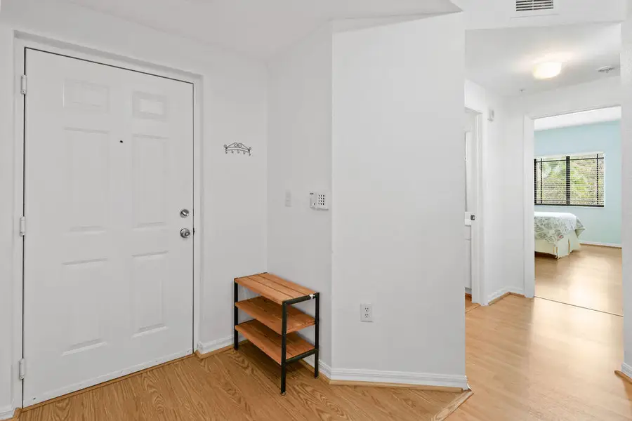 2727 Anzio Court #307, Palm Beach Gardens, FL 33410 - Image #2