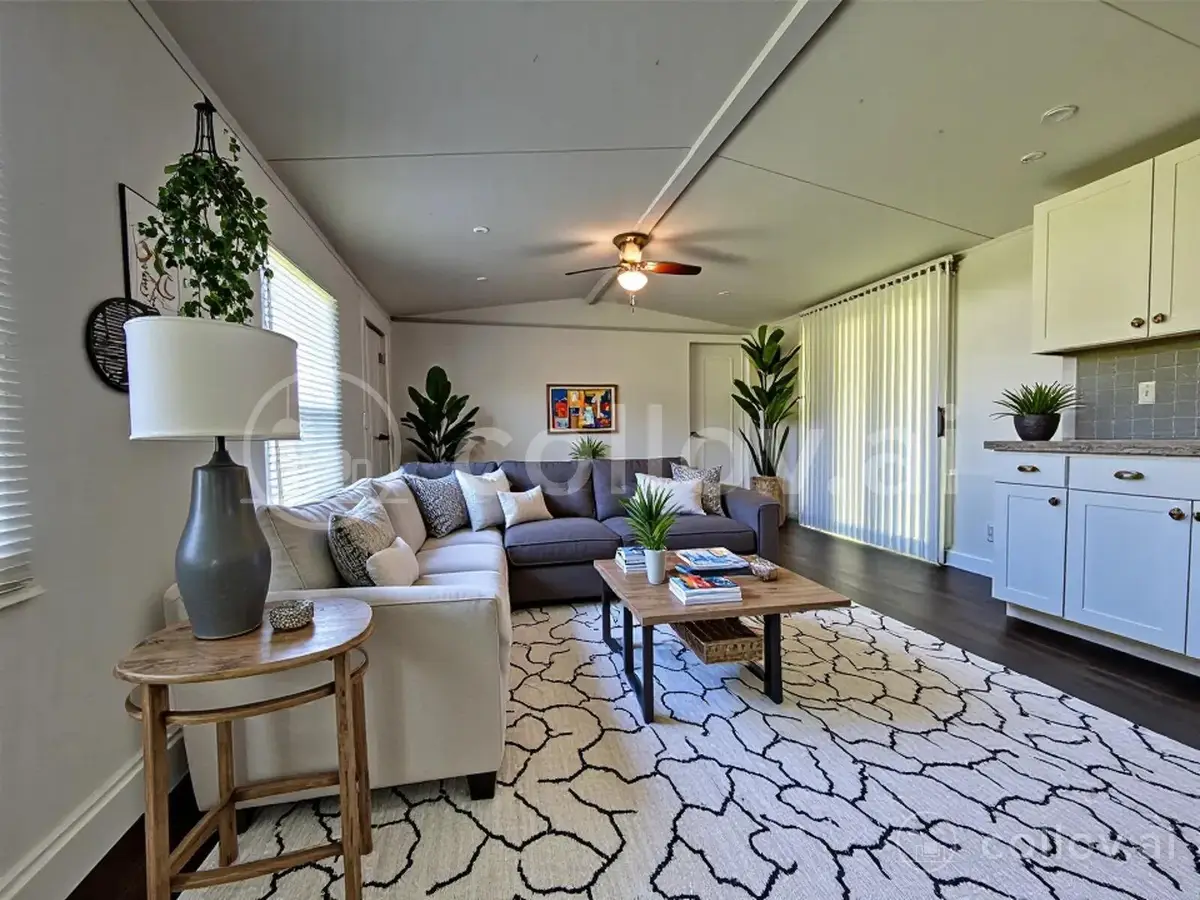 585 Avenue D, Moore Haven, FL 33471 - Image #1