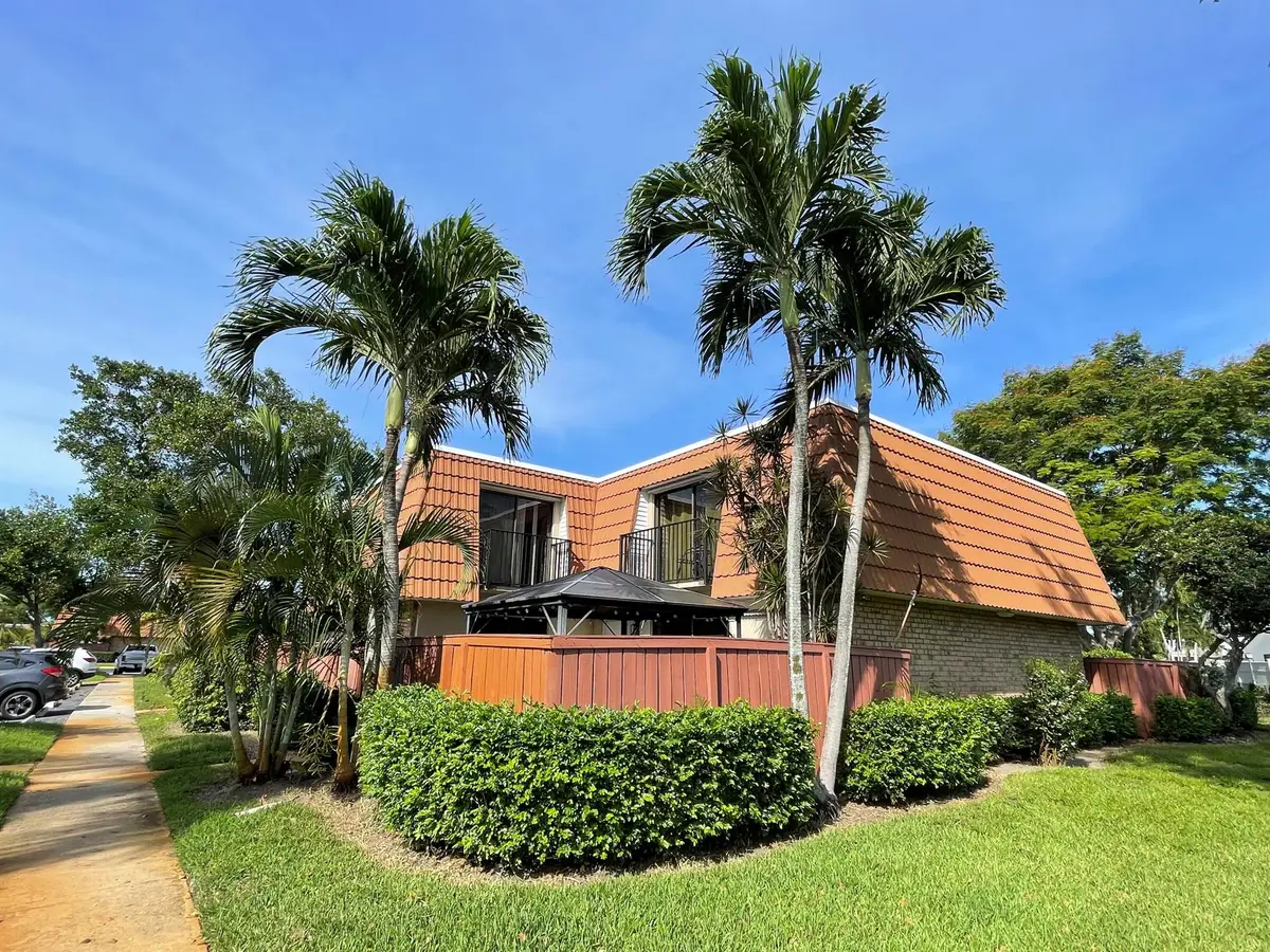 2880 Waterford Drive S #11, Deerfield Beach, FL 33442 - Image #1