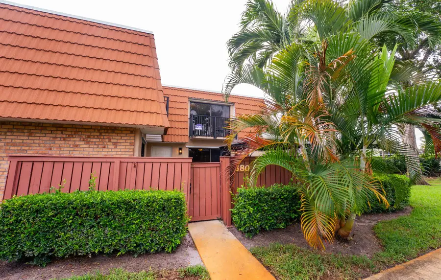 2880 Waterford Drive S #11, Deerfield Beach, FL 33442 - Image #3
