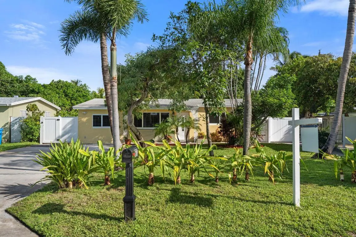 607 W Perry Street, Lantana, FL 33462 - Image #1