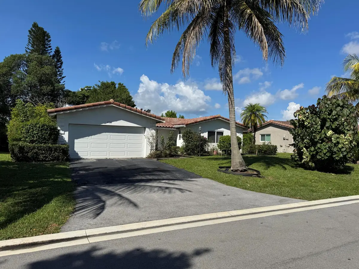 4014 NW 76th Avenue, Coral Springs, FL 33065 - Image #1