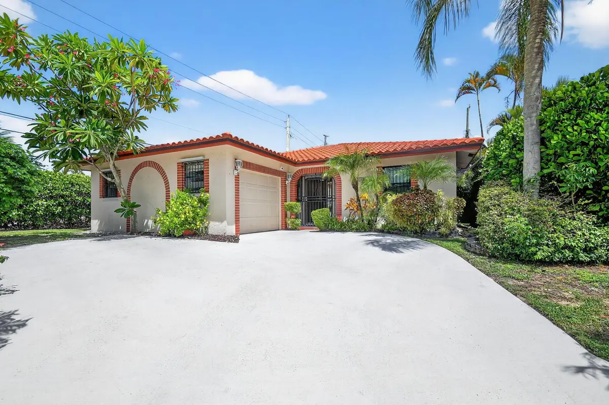 1035 Soelca Drive, West Palm Beach, FL 33405 - Image #1