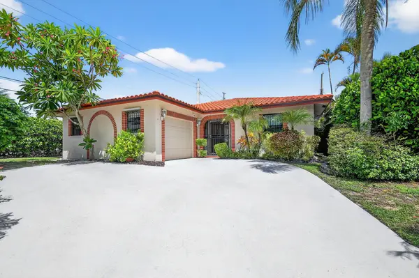 1035 Soelca Drive, West Palm Beach, FL 33405