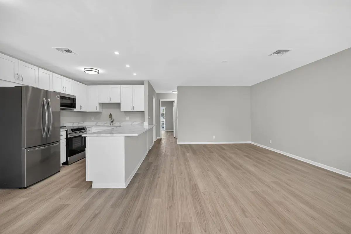 42 Easthampton B, West Palm Beach, FL 33417 - Image #1