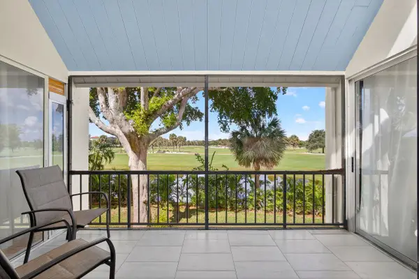 1731 Presidential Way #C-203, West Palm Beach, FL 33401