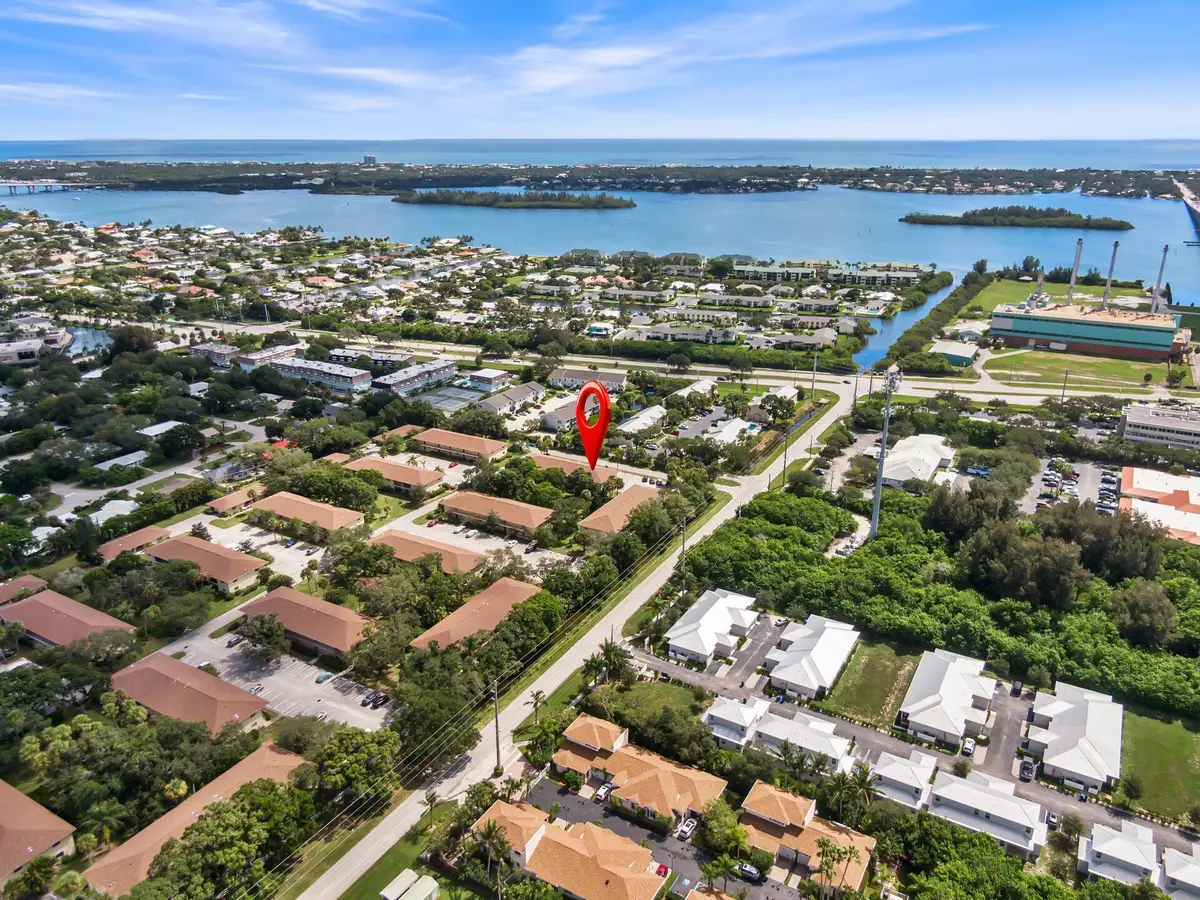 400 18th Street #1, Vero Beach, FL 32960 - Image #1