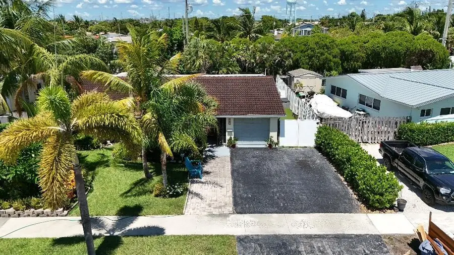 1123 SE 2nd Terrace, Deerfield Beach, FL 33441 - Image #2