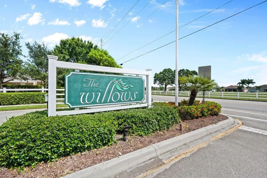 1635 Willows Square, Vero Beach, FL 32966 - Image #2