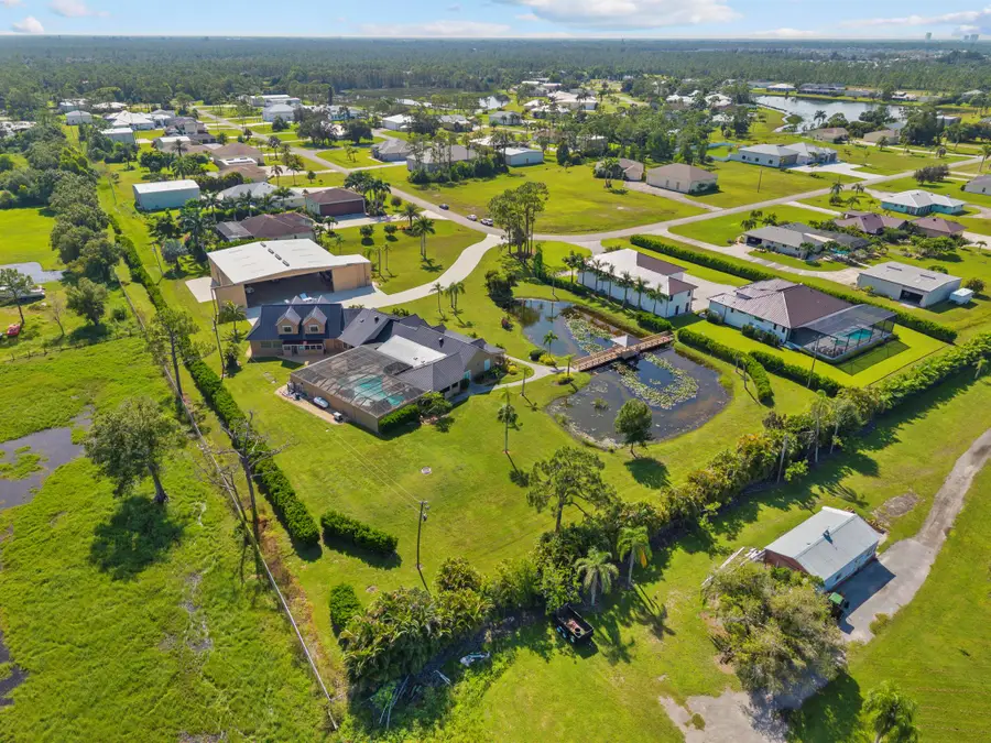 3561 Downwind Lane, North Fort Myers, FL 33917 - Image #2