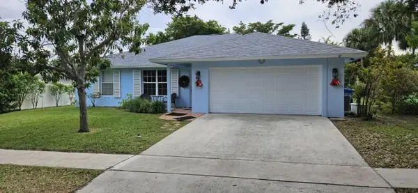 946 Julia Heights Drive, Lantana, FL 33462