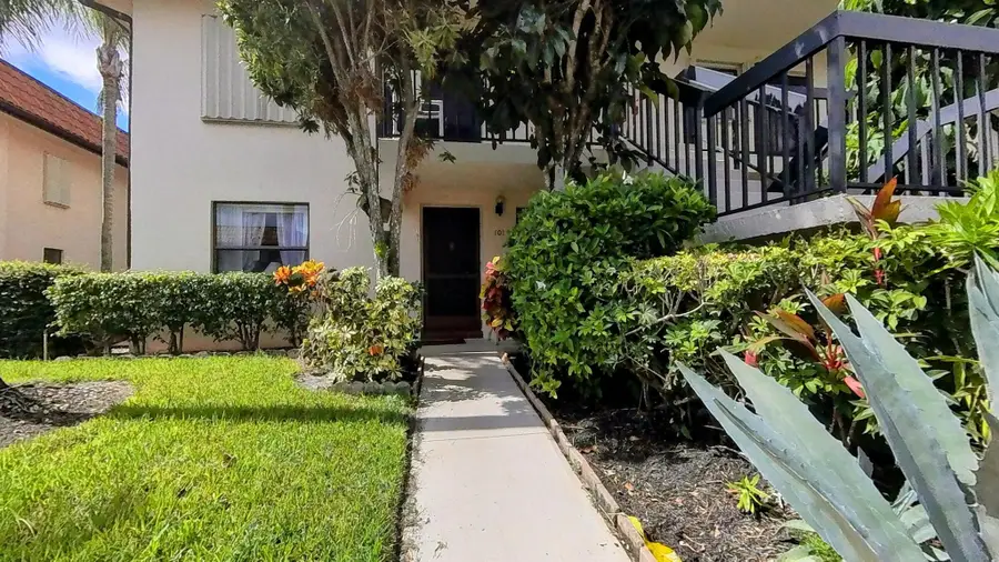 7214 Golf Colony Court #101, Lake Worth, FL 33467 - Image #2