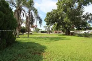 4113 SE 29th Court, Okeechobee, FL 34974
