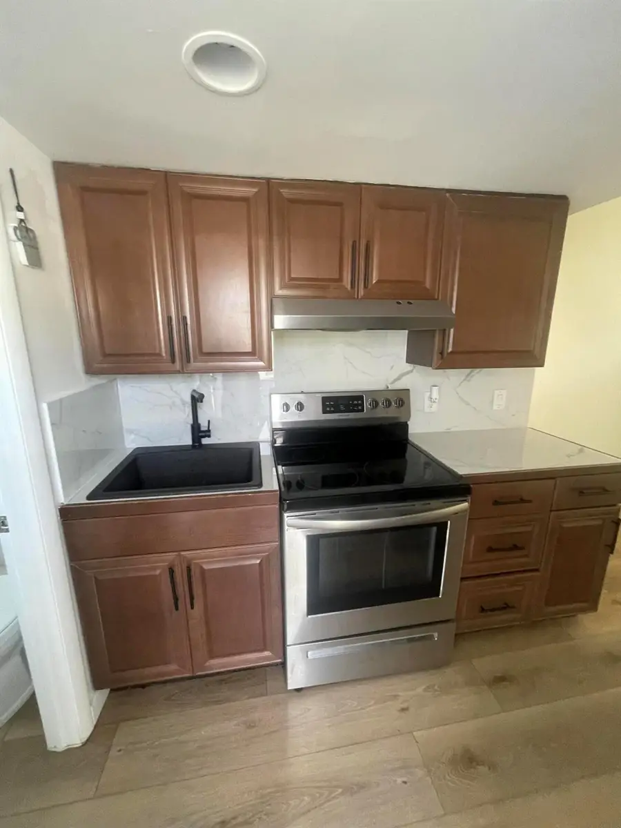 1076 Highview Road, Lake Worth, FL 33461 - Image #2