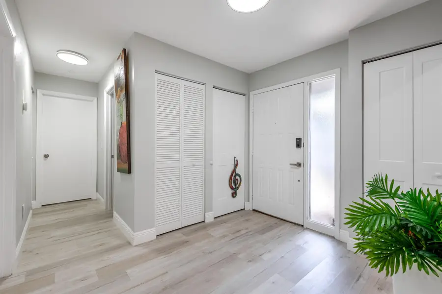 403 Northgate Court, Royal Palm Beach, FL 33411 - Image #3