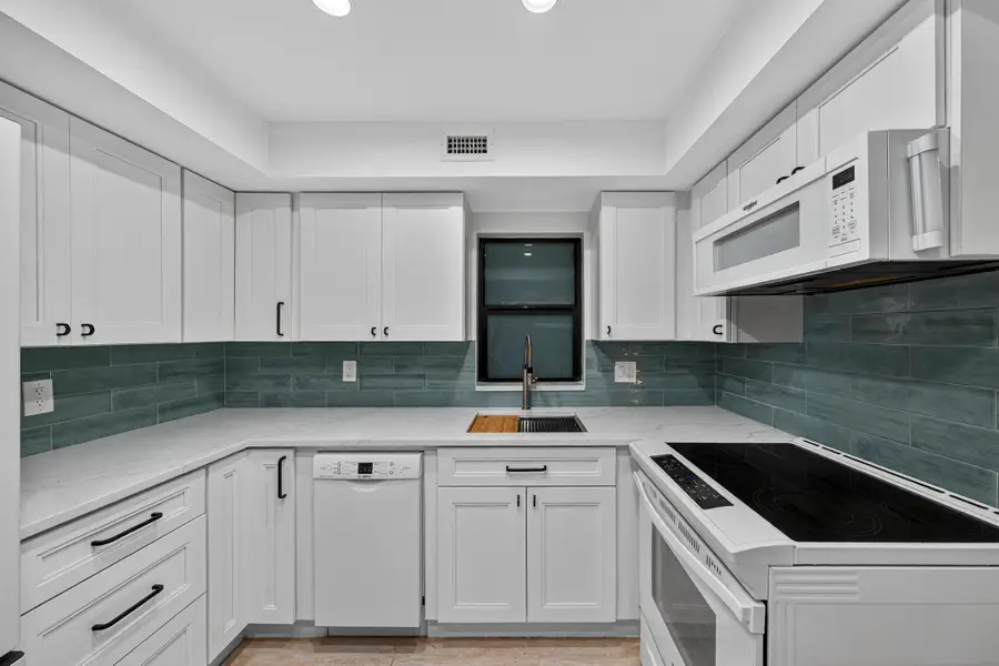 149 NW 70th Street #204 A, Boca Raton, FL 33487 - Image #2